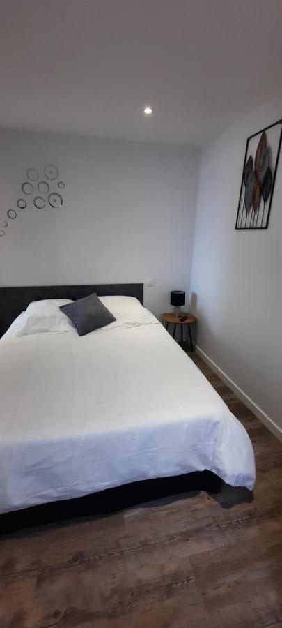 Les Appartements De La B Saint-Benoît-des-Ondes Eksteriør billede