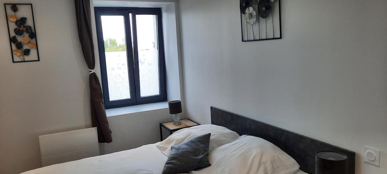 Les Appartements De La B Saint-Benoît-des-Ondes Eksteriør billede