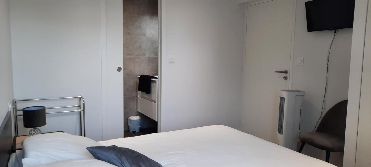 Les Appartements De La B Saint-Benoît-des-Ondes Eksteriør billede