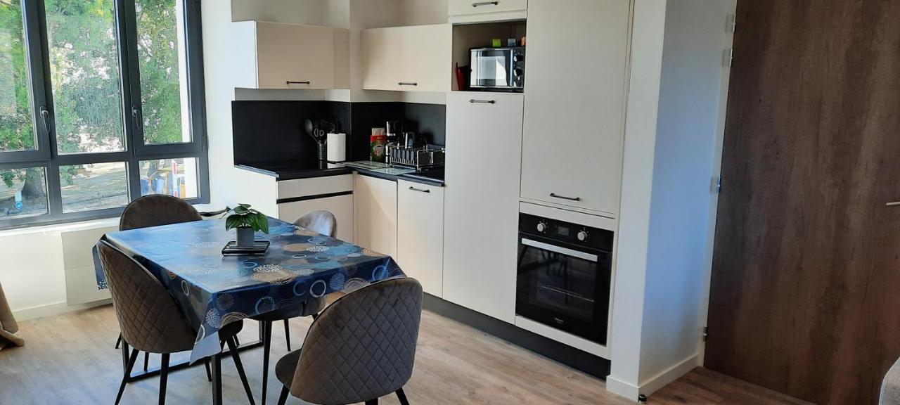Les Appartements De La B Saint-Benoît-des-Ondes Eksteriør billede