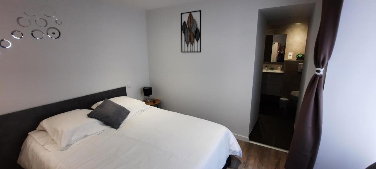 Les Appartements De La B Saint-Benoît-des-Ondes Eksteriør billede