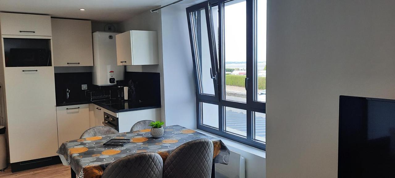 Les Appartements De La B Saint-Benoît-des-Ondes Eksteriør billede