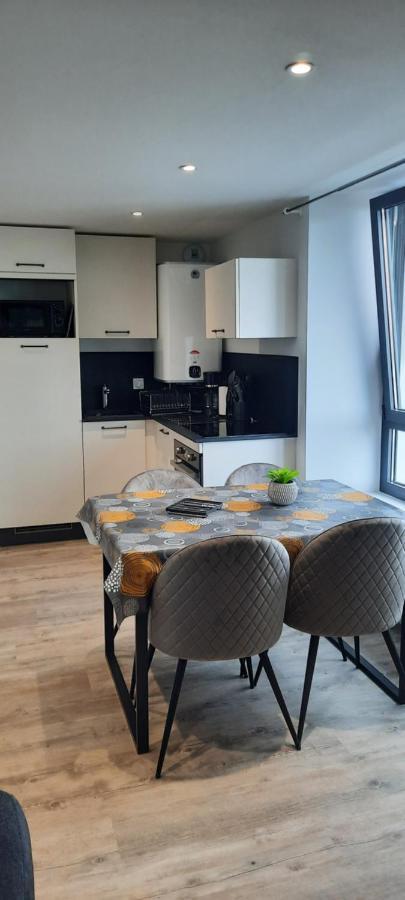 Les Appartements De La B Saint-Benoît-des-Ondes Eksteriør billede