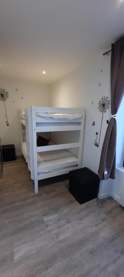 Les Appartements De La B Saint-Benoît-des-Ondes Eksteriør billede